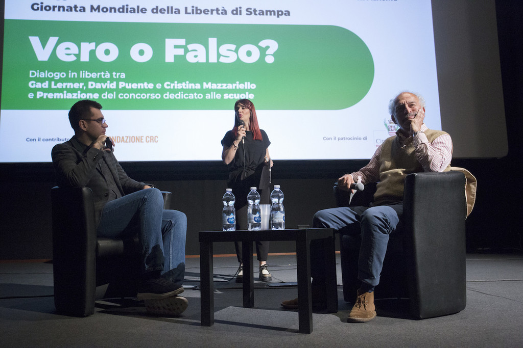 I giornalisti Gomez e Puente a Cuneo per celebrare la Giornata della Libertà di Stampa